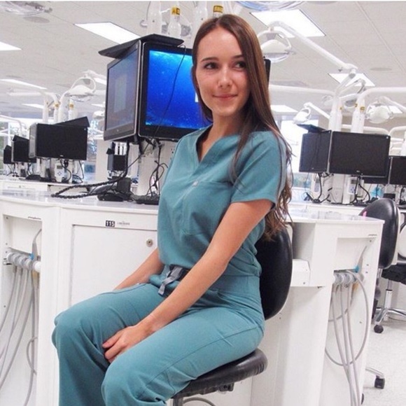 NWT FIGS HYDROGREEN SCRUBS SET ZAMORA CATARINA S ORIGINAL pink drawstring - Picture 5 of 10